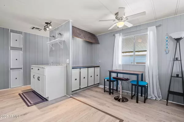 Tempe, AZ 85282,2609 W Southern Avenue #258