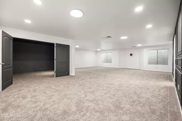 Gilbert, AZ 85297,4140 E CLAXTON Avenue