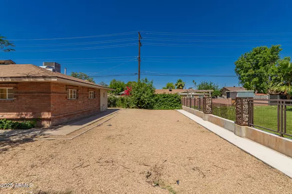Phoenix, AZ 85019,6100 N 36TH Avenue