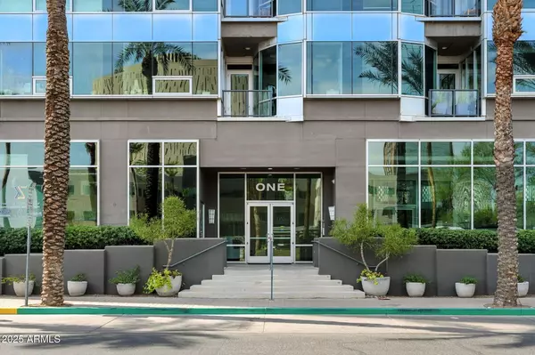 Phoenix, AZ 85012,1 E LEXINGTON Avenue #1306