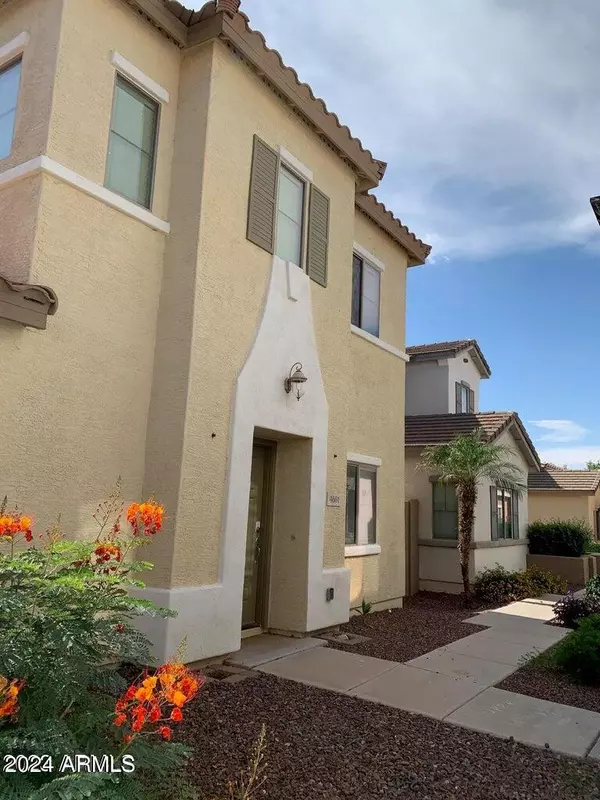 4661 E LAUREL Avenue, Gilbert, AZ 85234
