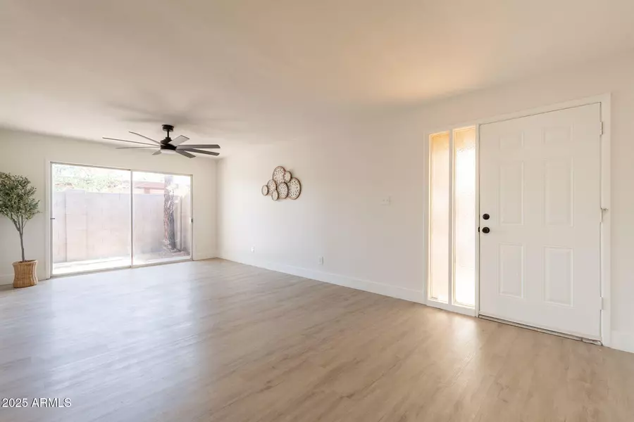 909 S ACAPULCO Lane #A, Tempe, AZ 85281