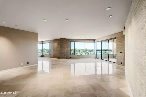 Phoenix, AZ 85014,1040 E OSBORN Road #501