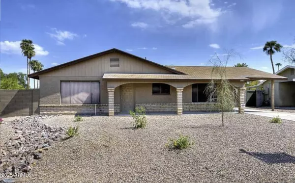 6103 S COLLEGE Avenue, Tempe, AZ 85283