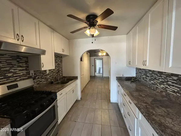Phoenix, AZ 85009,1816 N 38th Drive
