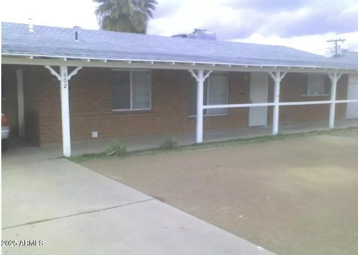 Phoenix, AZ 85008,802 N 48TH Street
