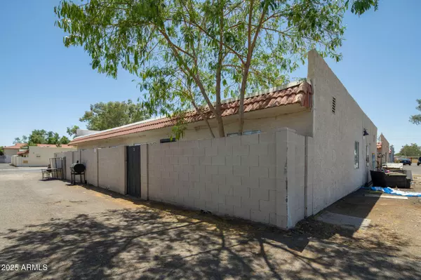 Phoenix, AZ 85032,2726 E Tierra Buena Lane