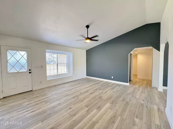 Glendale, AZ 85306,6419 W MONTE CRISTO Avenue