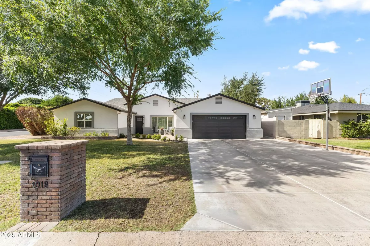 Phoenix, AZ 85012,1018 W STATE Avenue