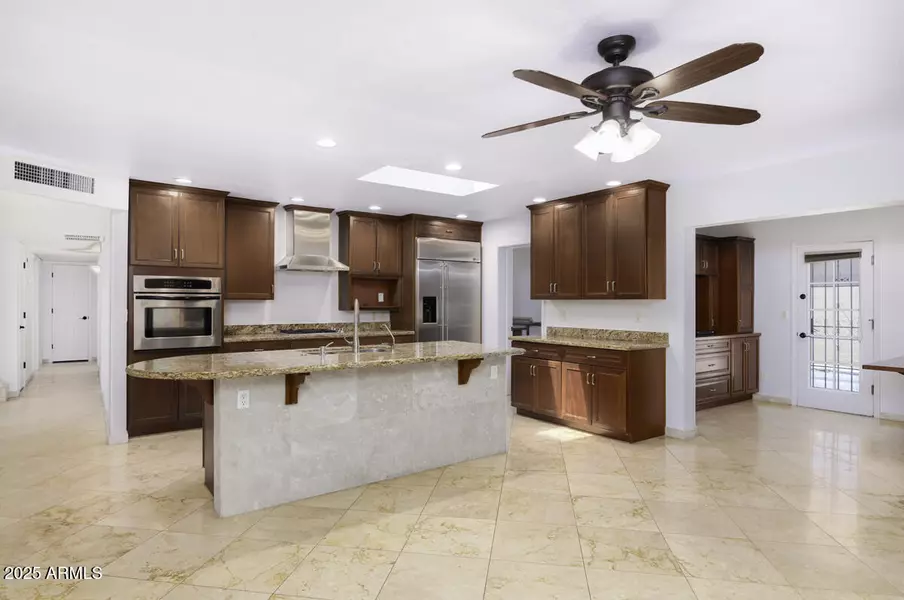 1059 E BROADMOR Drive, Tempe, AZ 85282