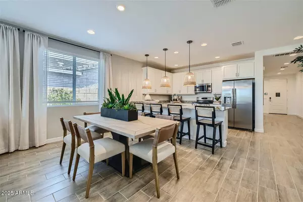 Mesa, AZ 85212,8048 E PALOMA Avenue