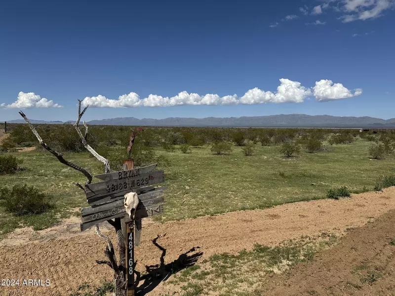 0 N 529th Ave Parcel 2B -- #-, Aguila, AZ 85320