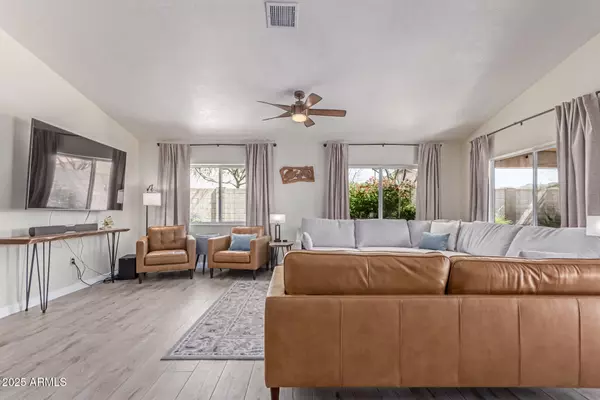 Glendale, AZ 85310,24813 N 55TH Drive