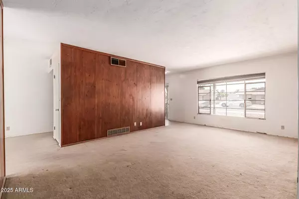 Chandler, AZ 85225,548 W LINDA Lane