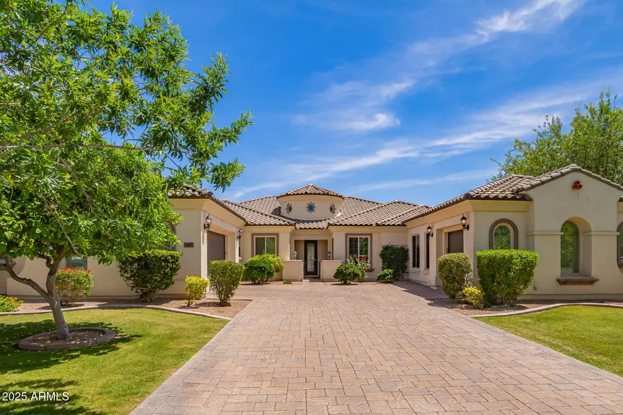 2457 E MELROSE Street, Mesa, AZ 85213