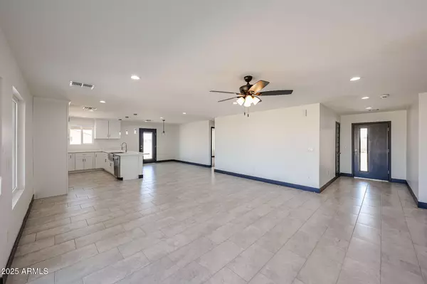 Tonopah, AZ 85354,8328 S 351ST Lane