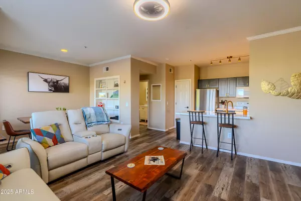 Phoenix, AZ 85008,5345 E VAN BUREN Street #307