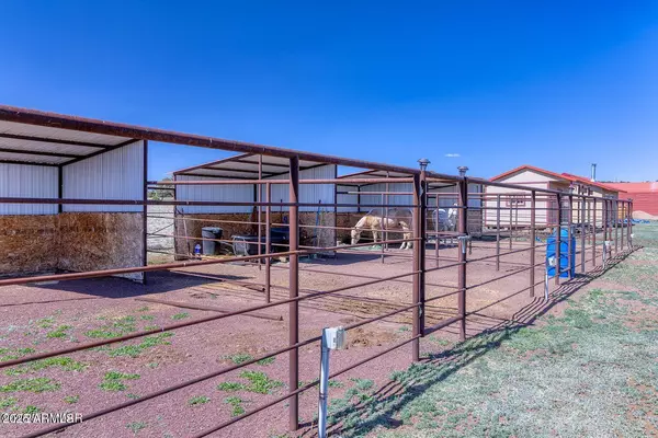 Vernon, AZ 85940,18 N COUNTY ROAD N3207 --