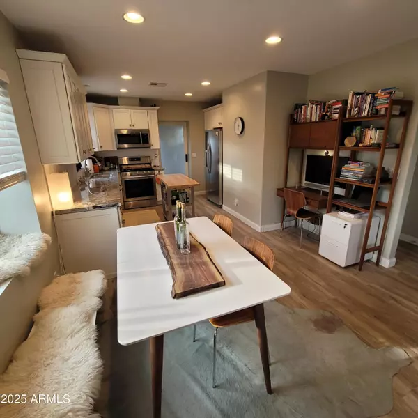 Phoenix, AZ 85006,2246 E YALE Street