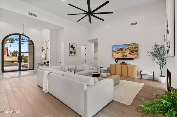 Scottsdale, AZ 85258,9820 N 87th Place