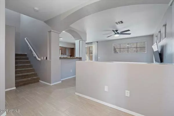 Phoenix, AZ 85045,421 W MOUNTAIN SAGE Drive