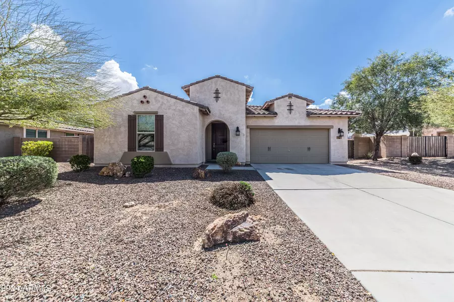 18149 W TURNEY Avenue, Goodyear, AZ 85395