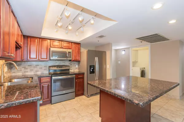 Scottsdale, AZ 85251,7970 E CAMELBACK Road #604
