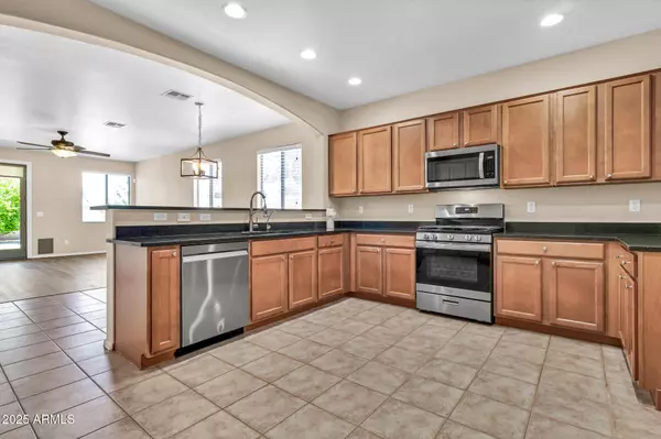San Tan Valley, AZ 85143,209 E DIAMOND Trail