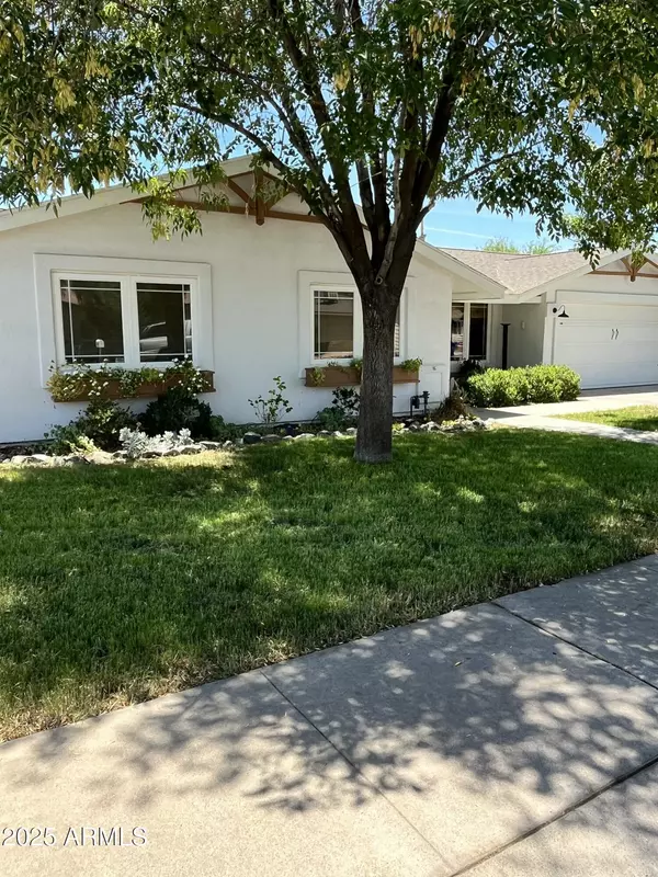 Phoenix, AZ 85032,3811 E EVANS Drive