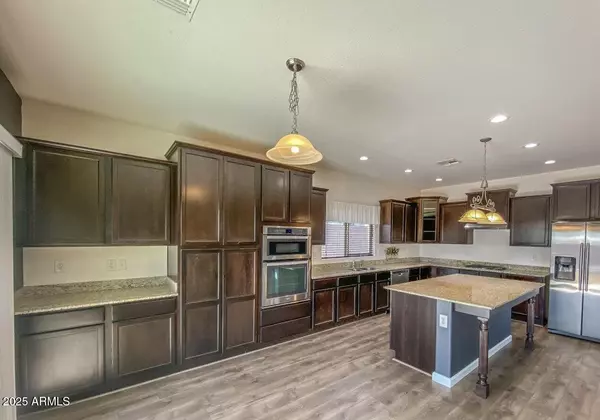 Litchfield Park, AZ 85340,19209 W PASADENA Avenue