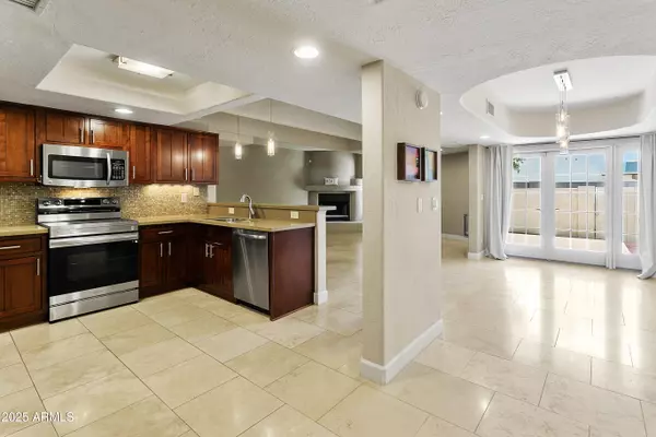 Phoenix, AZ 85013,33 W MISSOURI Avenue #17