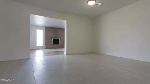 Phoenix, AZ 85051,3556 W AUGUSTA Avenue