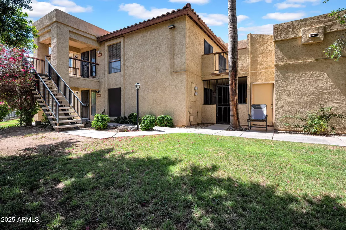 Phoenix, AZ 85021,8202 N 21ST Drive #B101