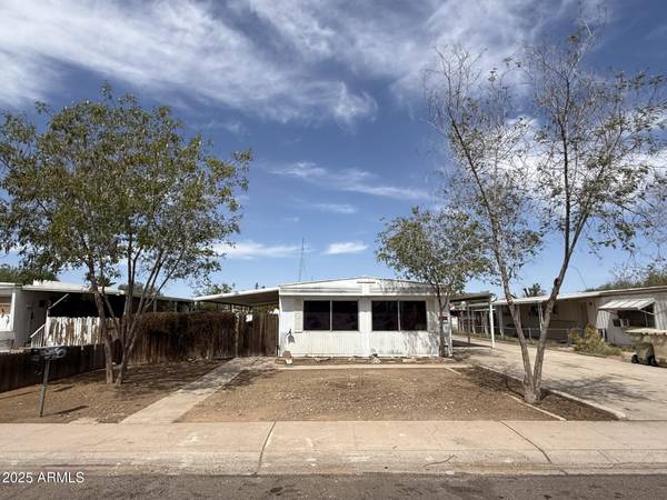 7122 N 68TH Drive,  Glendale,  AZ 85303