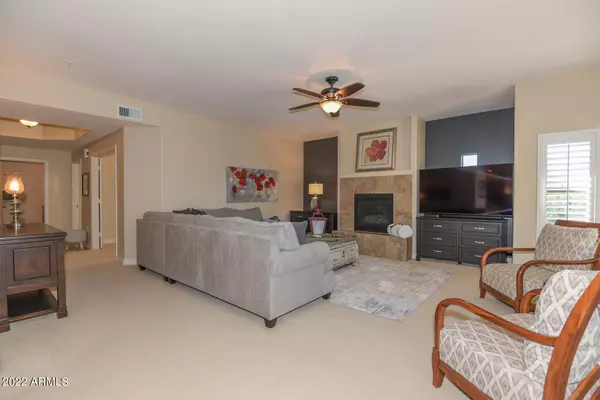 Phoenix, AZ 85054,21320 N 56TH Street #2085