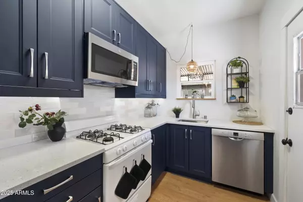 1424 E GARFIELD Street, Phoenix, AZ 85006