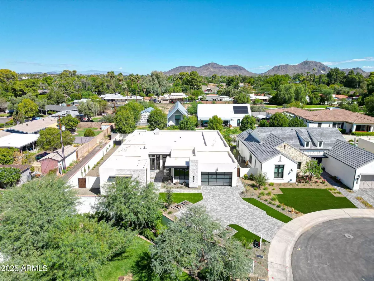Phoenix, AZ 85021,1538 W Wagon Wheel Drive