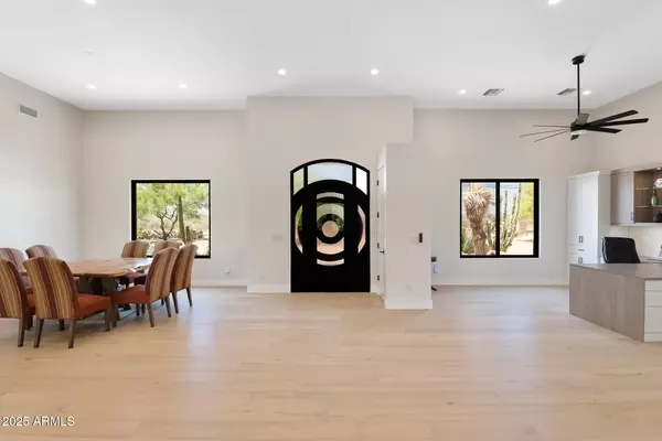 Phoenix, AZ 85086,39419 N 7TH Avenue