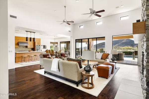 9894 E MIRAMONTE Drive, Scottsdale, AZ 85262
