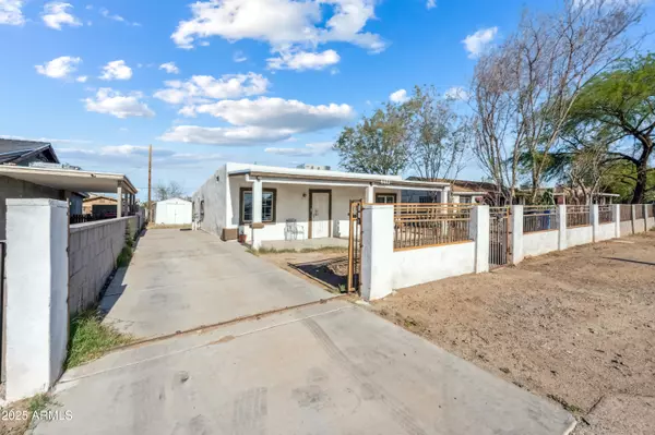 Phoenix, AZ 85040,4441 S 8TH Street