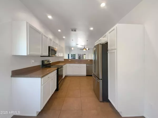 Maricopa, AZ 85138,19707 N PEPKA Court