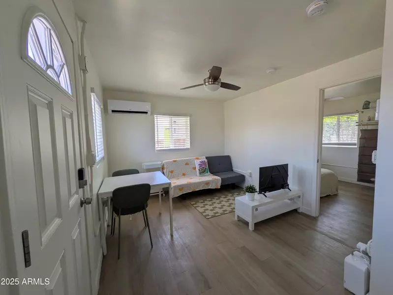 1620 E Apache Boulevard #1006, Tempe, AZ 85281