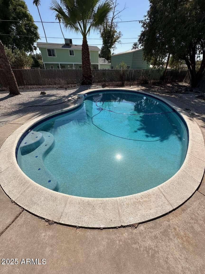Phoenix, AZ 85018,3933 E FLOWER Street