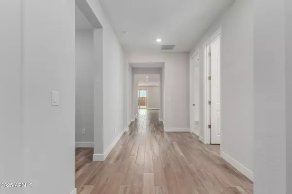 San Tan Valley, AZ 85143,3013 E Mecklenburg Way