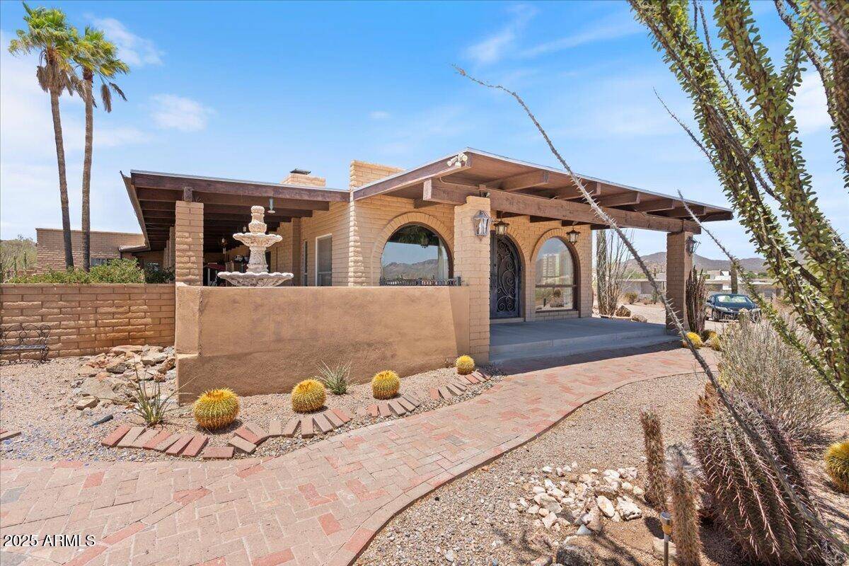 9607 E MCKELLIPS Road, Mesa, AZ 85207