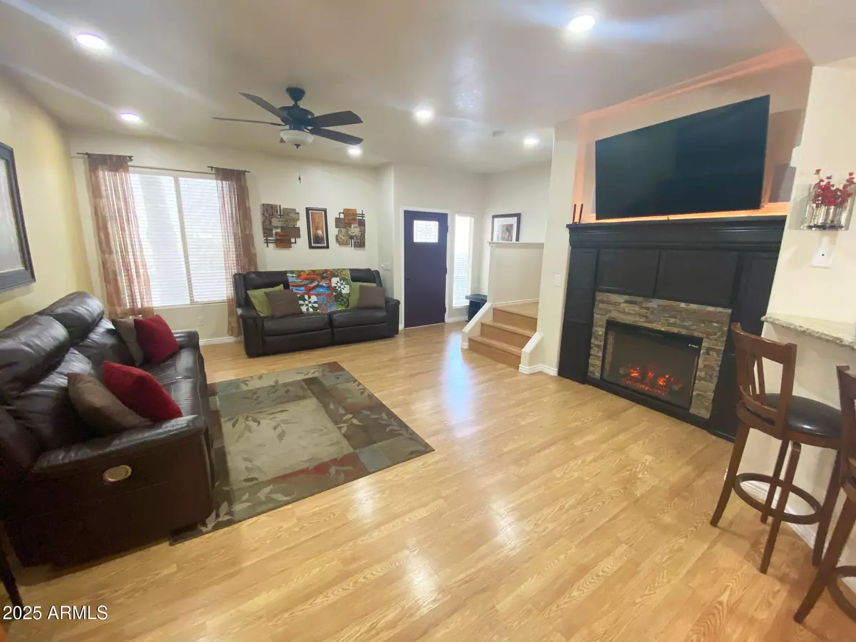 Phoenix, AZ 85044,4805 E KACHINA Trail #25