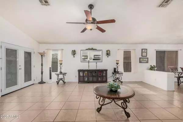 Glendale, AZ 85307,10465 W WINDSOR Boulevard