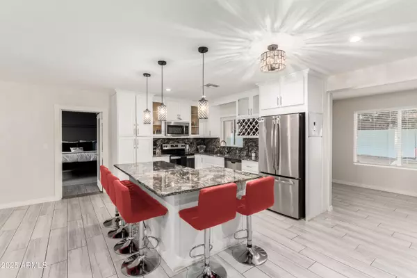 Phoenix, AZ 85021,1532 W NORTHERN Avenue