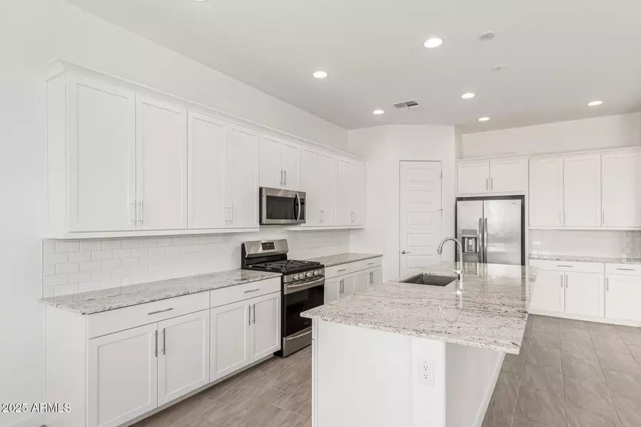 19151 W COOLIDGE Street, Litchfield Park, AZ 85340