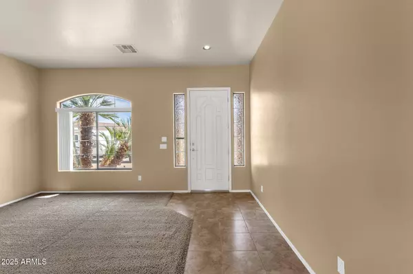 San Tan Valley, AZ 85143,34944 N MIRANDESA Drive
